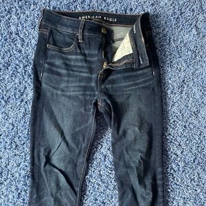 American Eagle women’s high rise jegging dark wash size 4